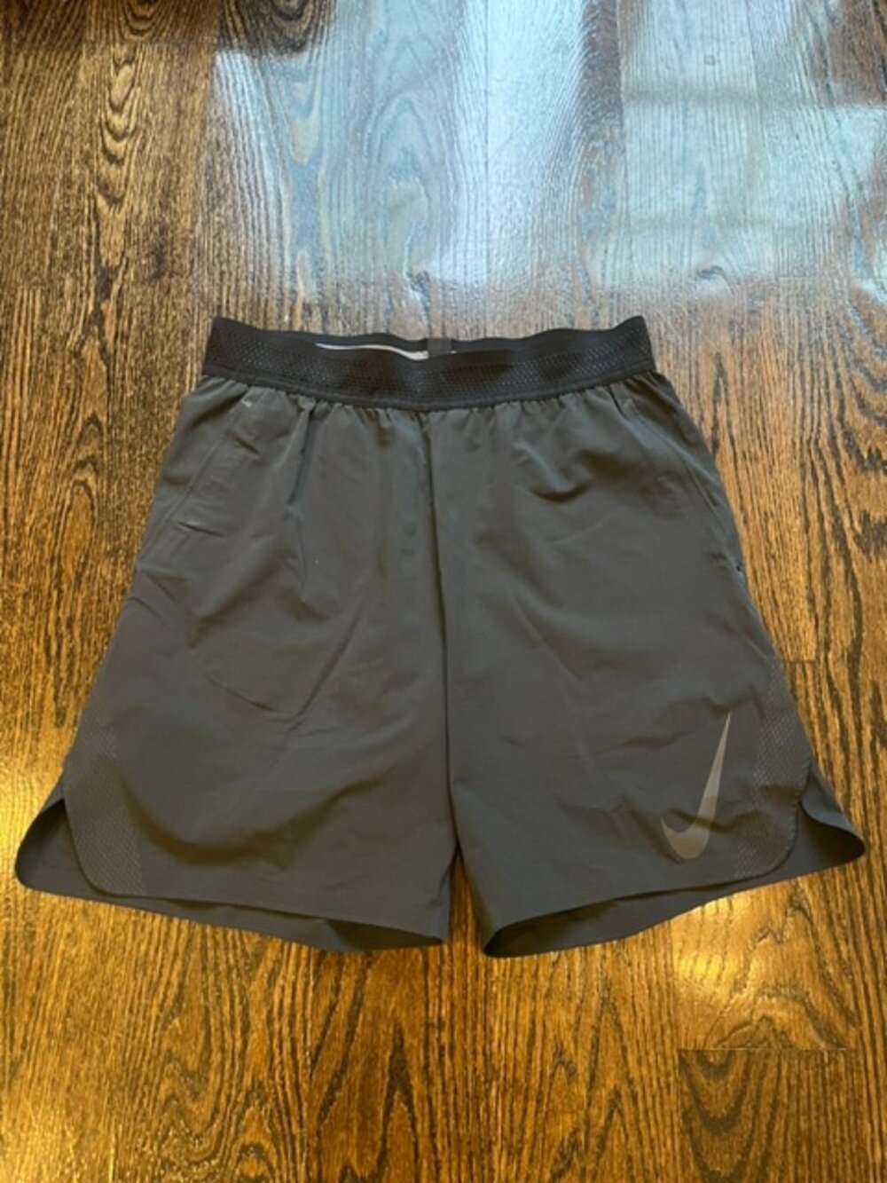 Nike Dri-Fit Men's Gym Shorts - Black - Size M